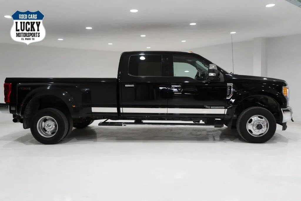 2017 Ford F-350 Super Duty Lariat