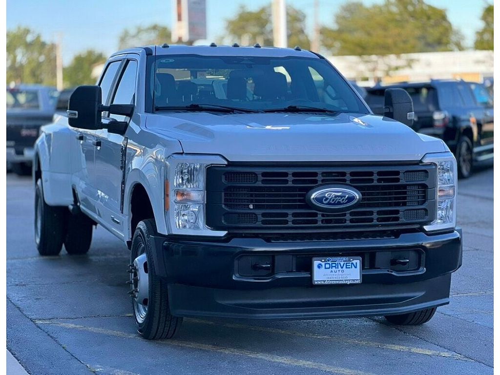 2023 Ford F-350 Lariat