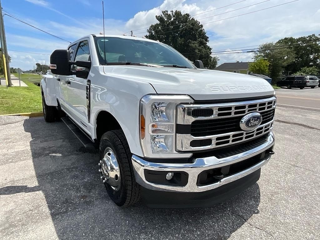 2025 Ford F-350 Lariat