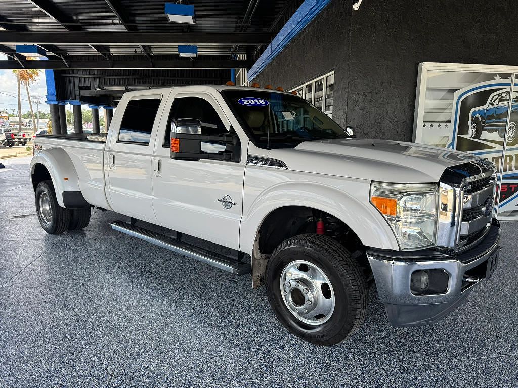 2016 Ford F-350 Super Duty Lariat