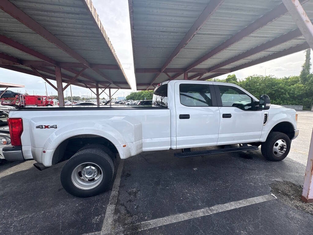 2017 Ford F-350 Super Duty XL