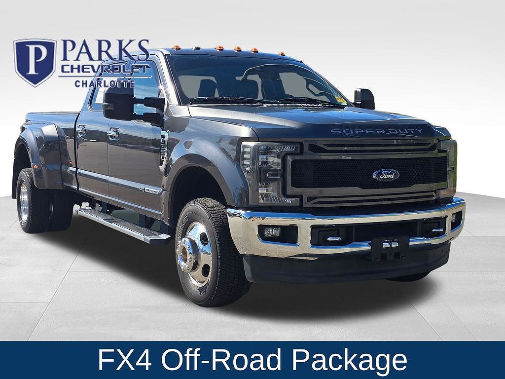 2017 Ford F-350 Super Duty Lariat