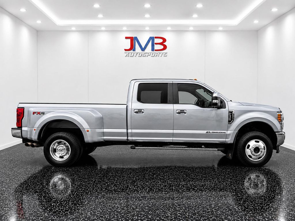 2017 Ford F-350 Super Duty Lariat