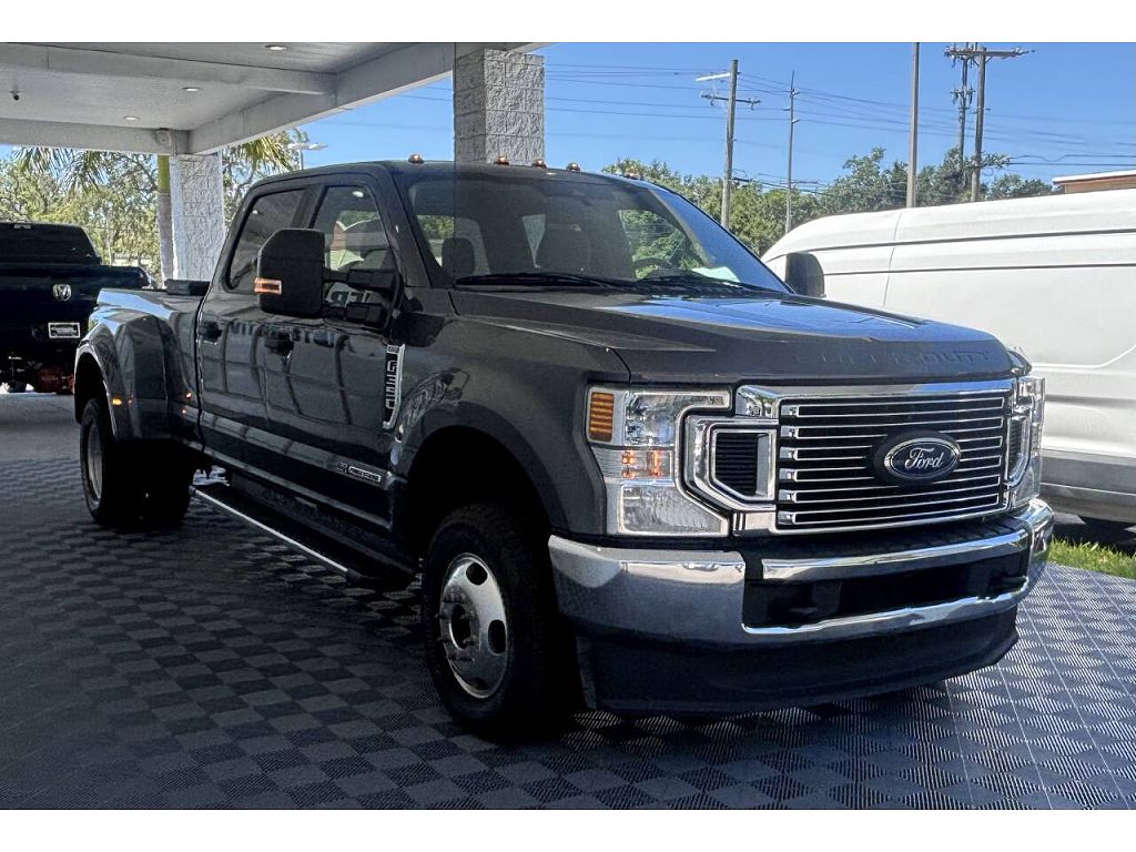 2020 Ford F-350 Super Duty XL 4x4 4dr Crew Cab 8 ft. LB DRW Pickup