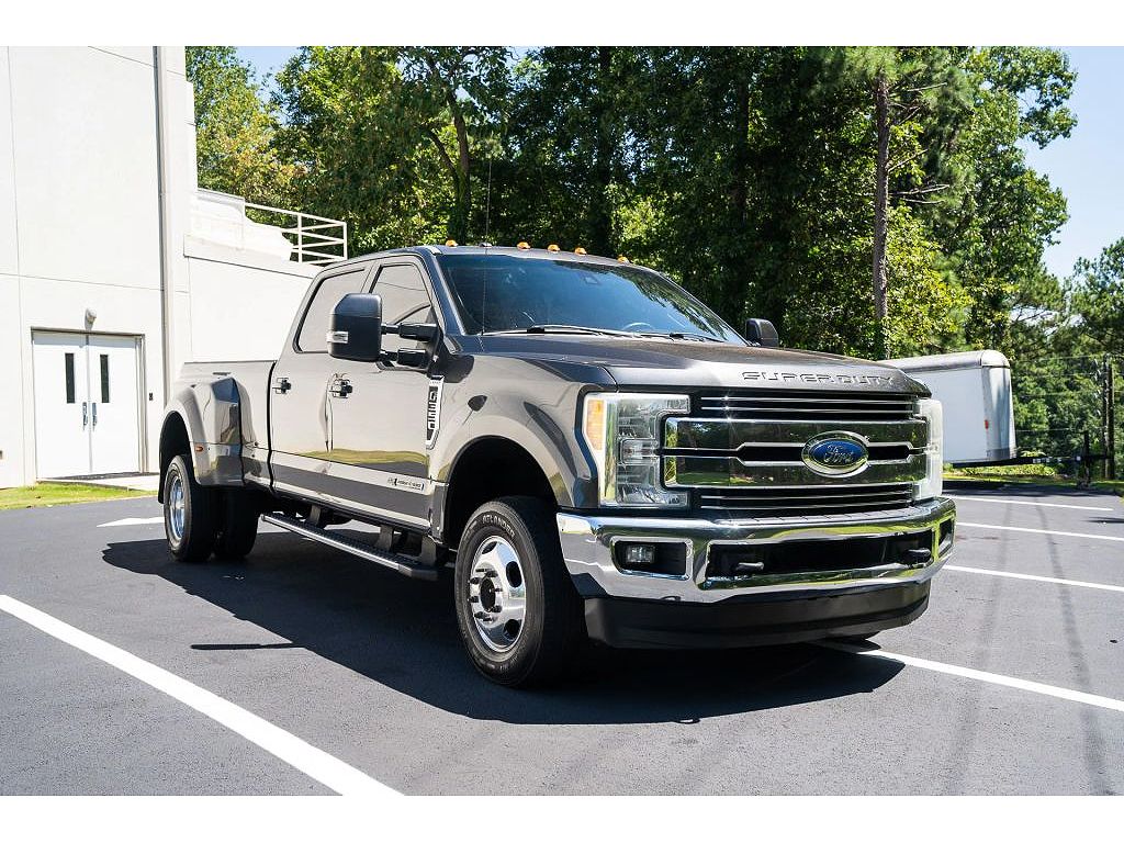 2017 Ford F-350 Super Duty Lariat