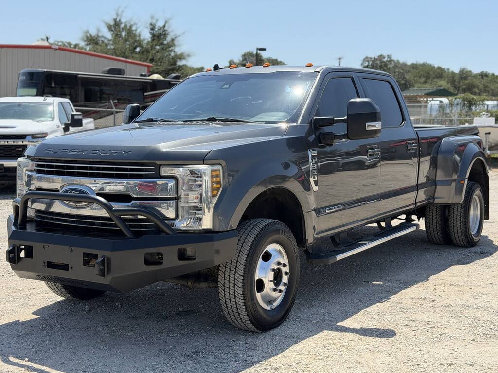 2019 Ford F-350 Super Duty Platinum