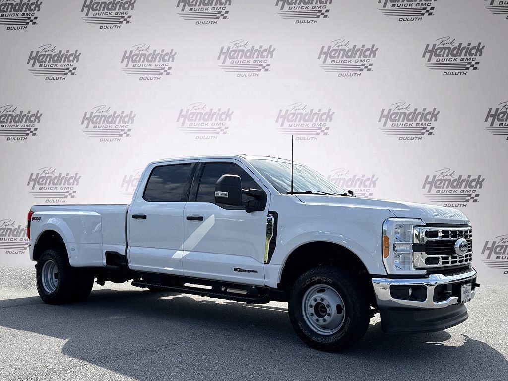 2023 Ford Super Duty F-350 DRW XLT