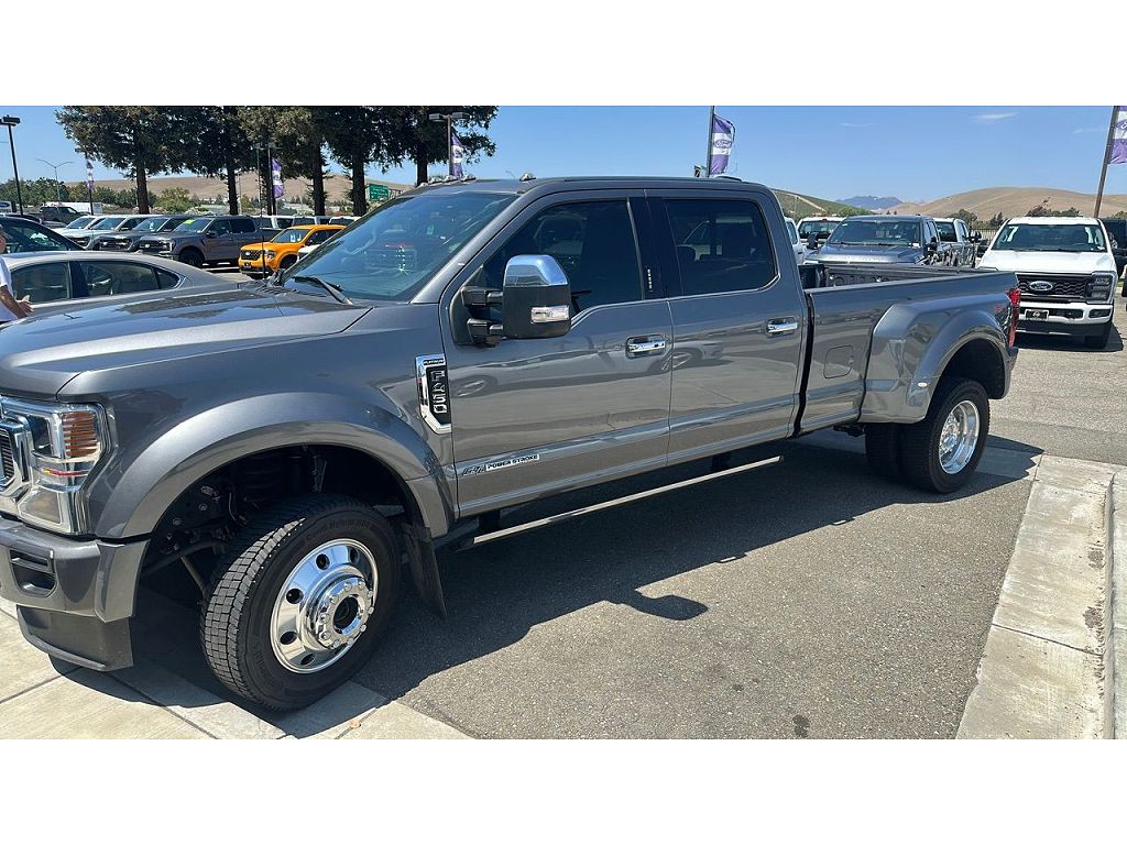 2022 Ford F-450 Lariat
