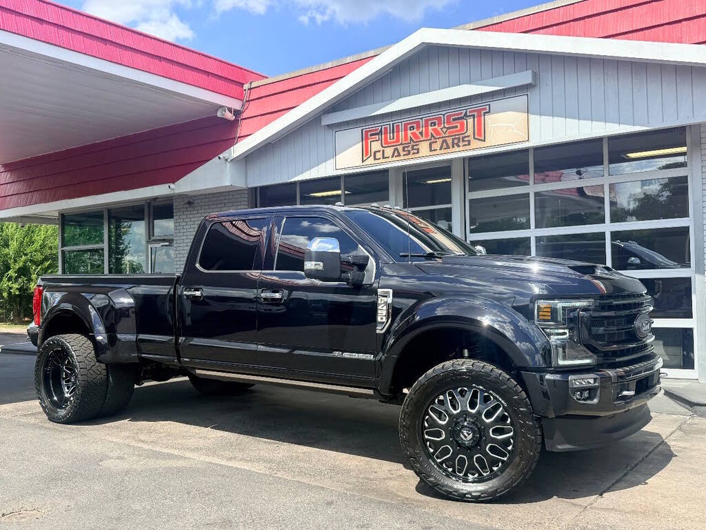 2022 Ford F-450 Lariat