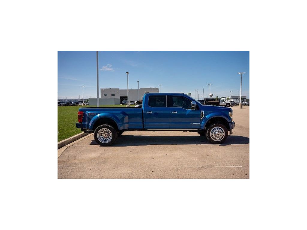 2022 Ford F-450 Lariat