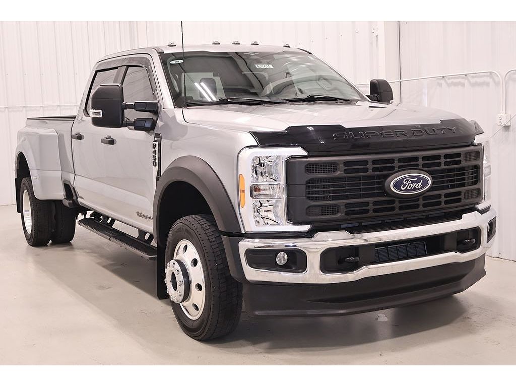2023 Ford F-450 Platinum