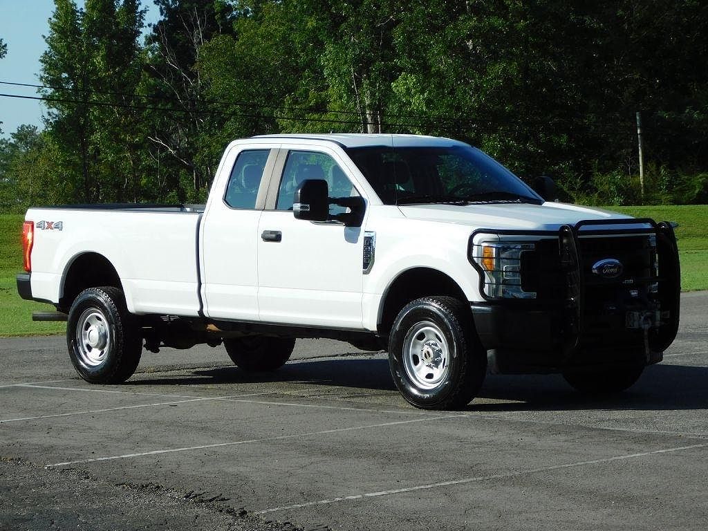 2017 Ford F-350 XLT