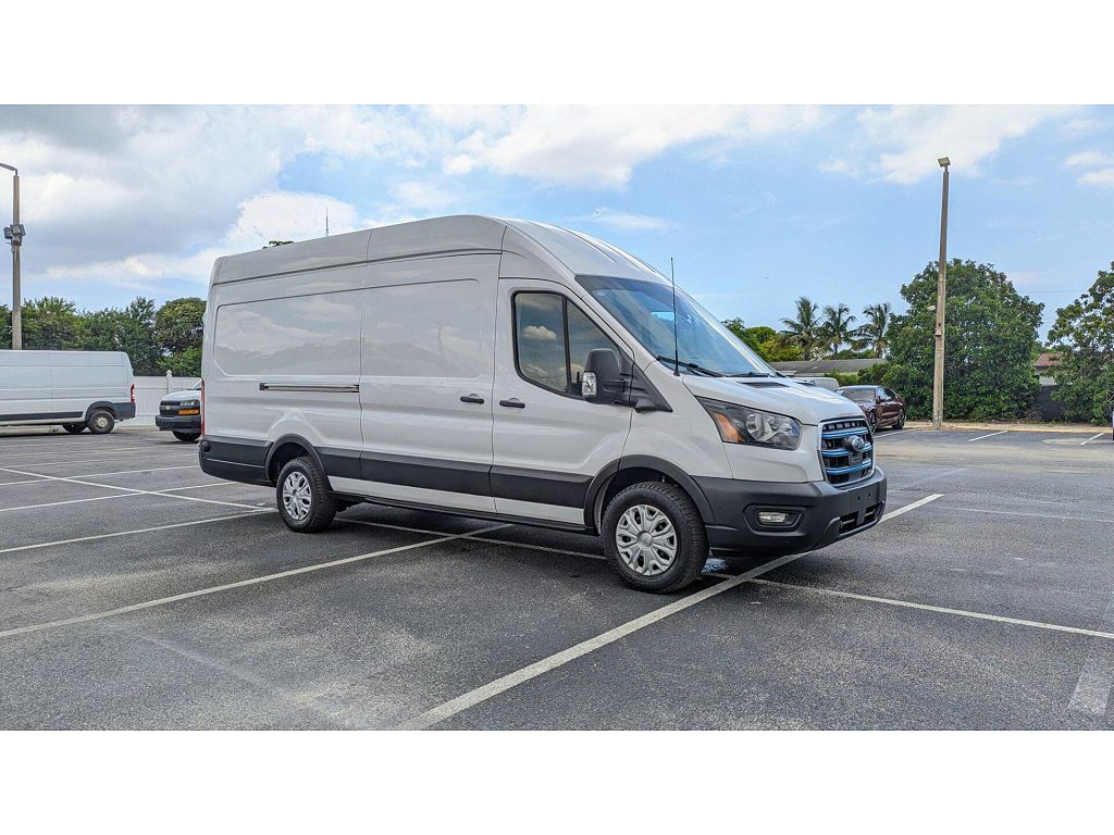 2023 Ford E-Transit 350 High Roof