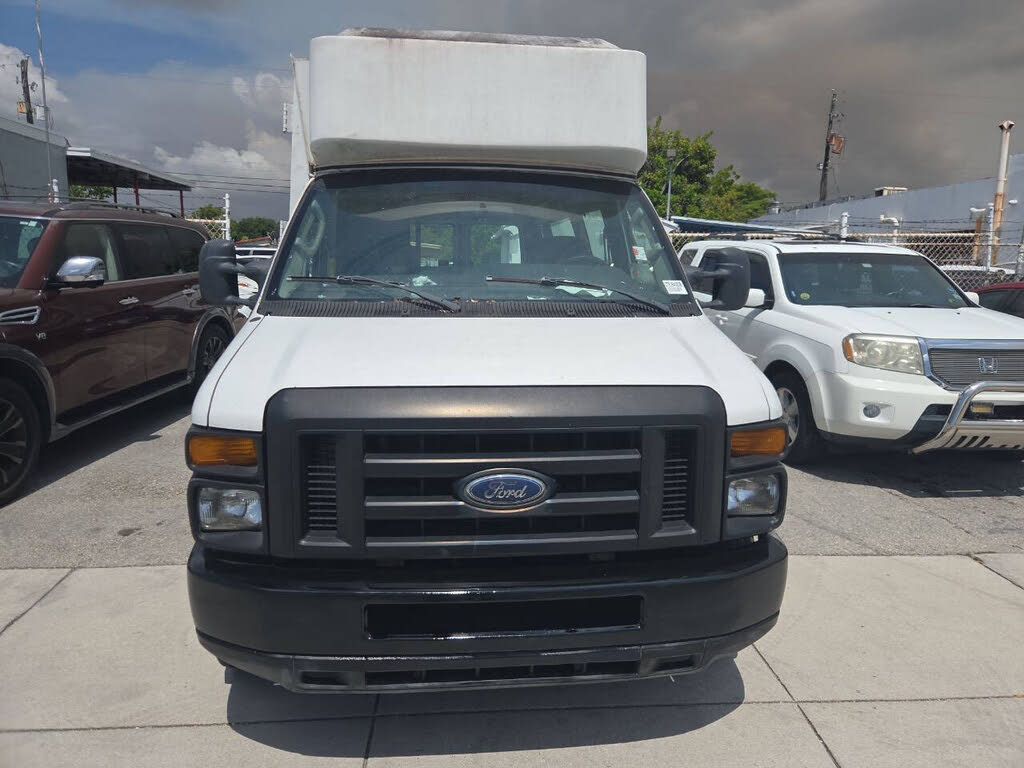 2010 Ford E-Series E-350 Super Duty