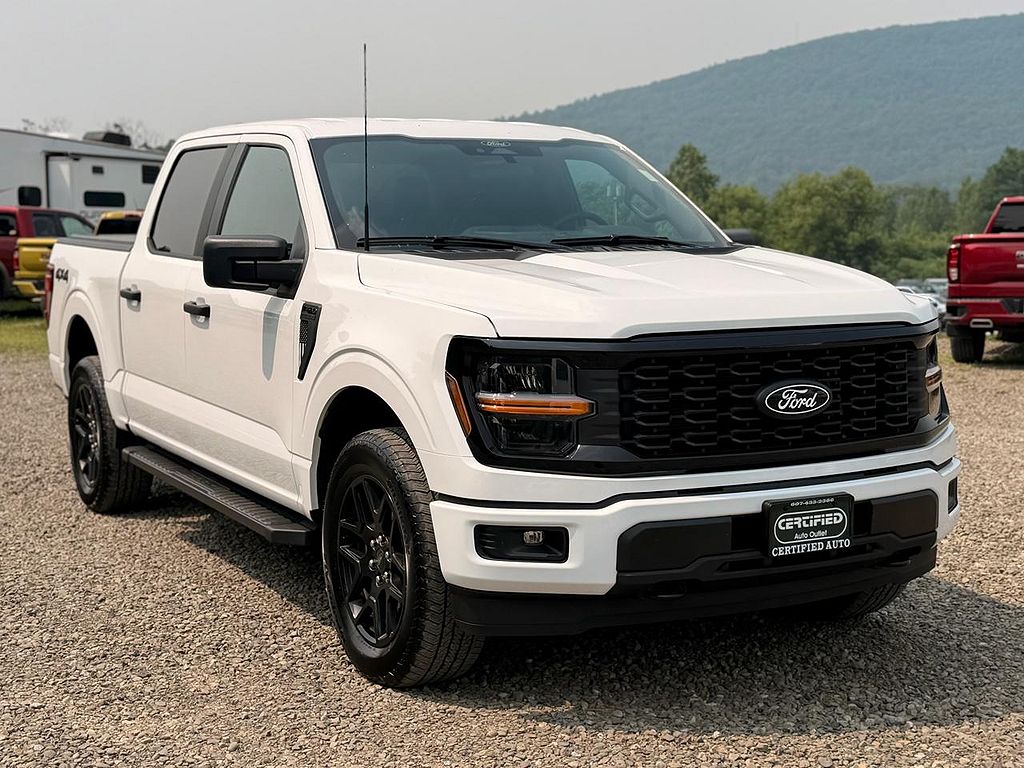 2025 Ford F-150 STX SuperCrew 4WD