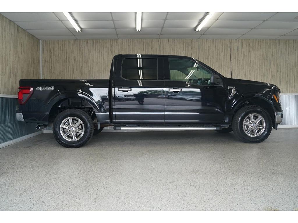 2025 Ford F-150 XLT 4WD SuperCrew