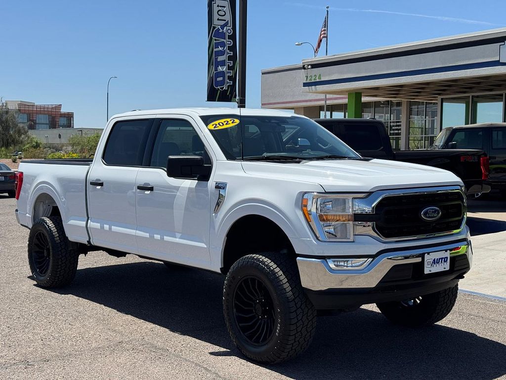 2022 Ford F-150 XLT 4WD SuperCrew 5.5' Box
