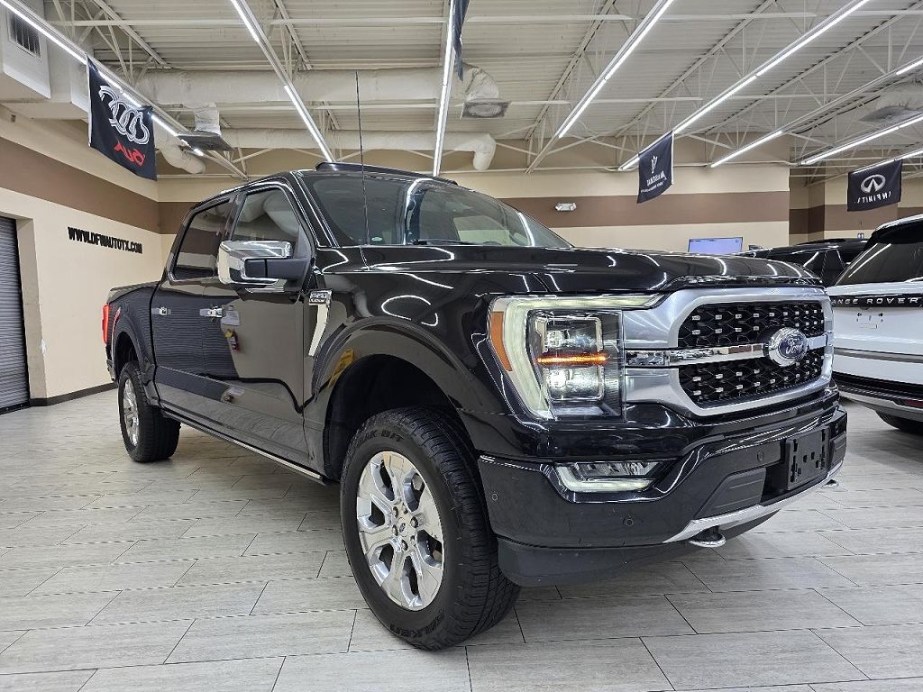 2022 Ford F-150 4WD SuperCrew 145" Platinum