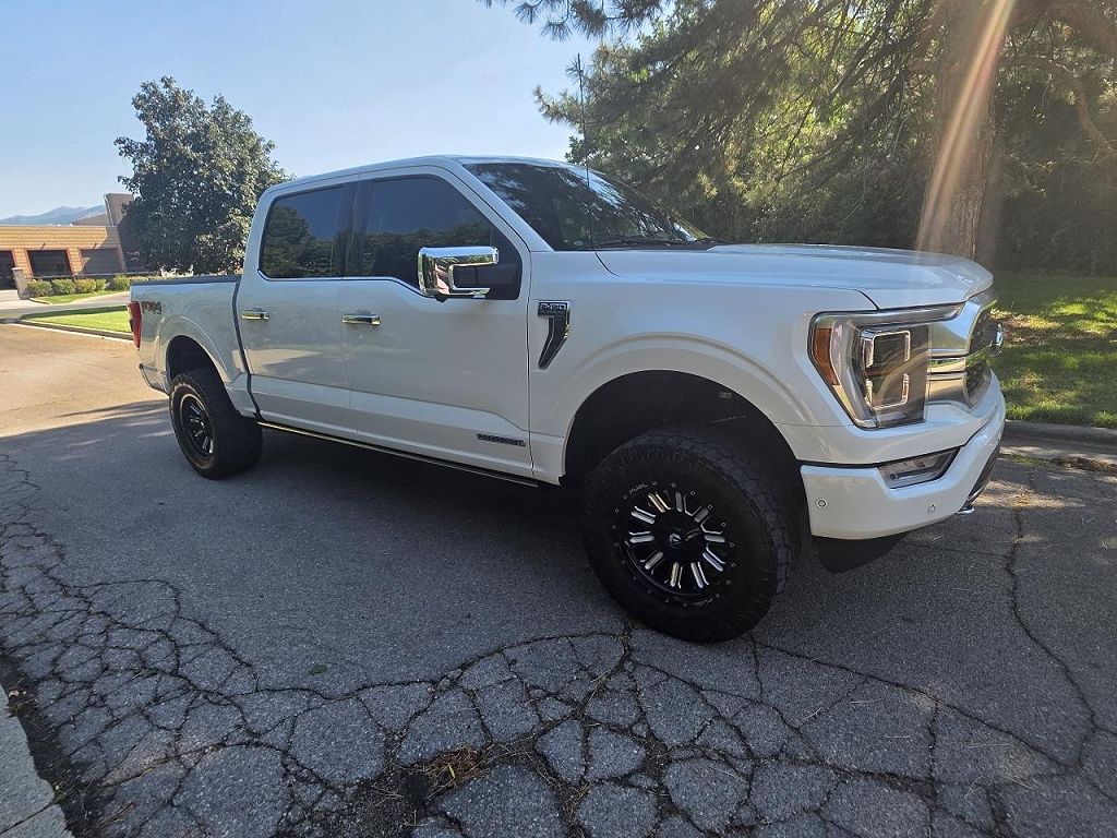 2022 Ford F-150 Platinum 4WD SuperCrew 5.5' Box