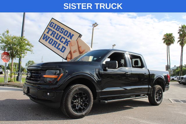 2025 Ford F-150 XLT Black Appearance Crew Cab 4x4