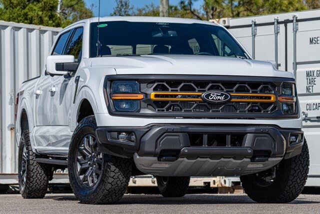 2025 Tremor in White, 3 miles for sale in Sarasota, FL