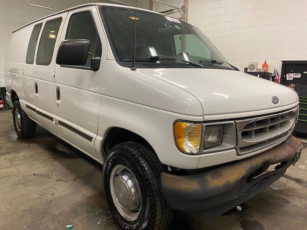 2001 Ford Econoline E-250