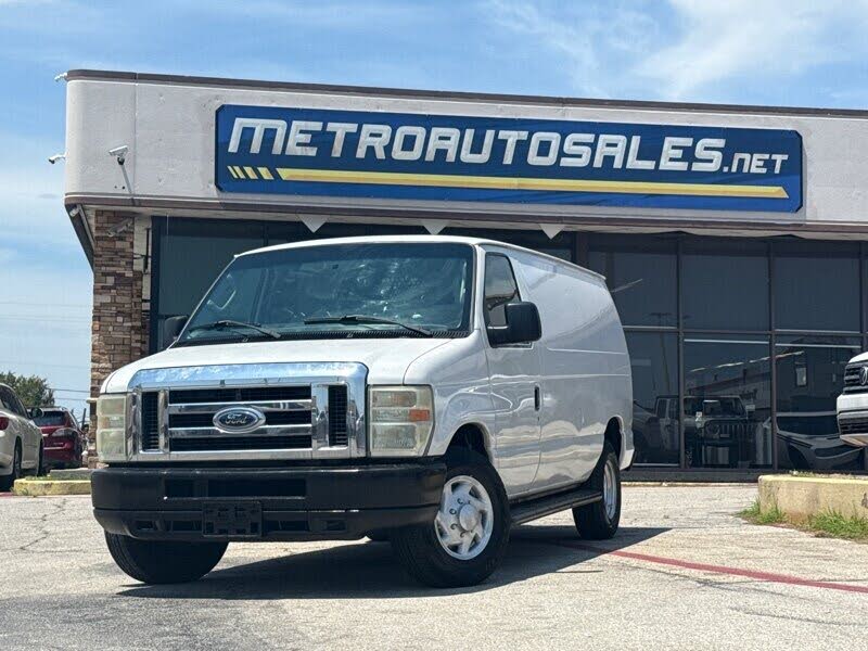 2010 Ford E-Series E-250