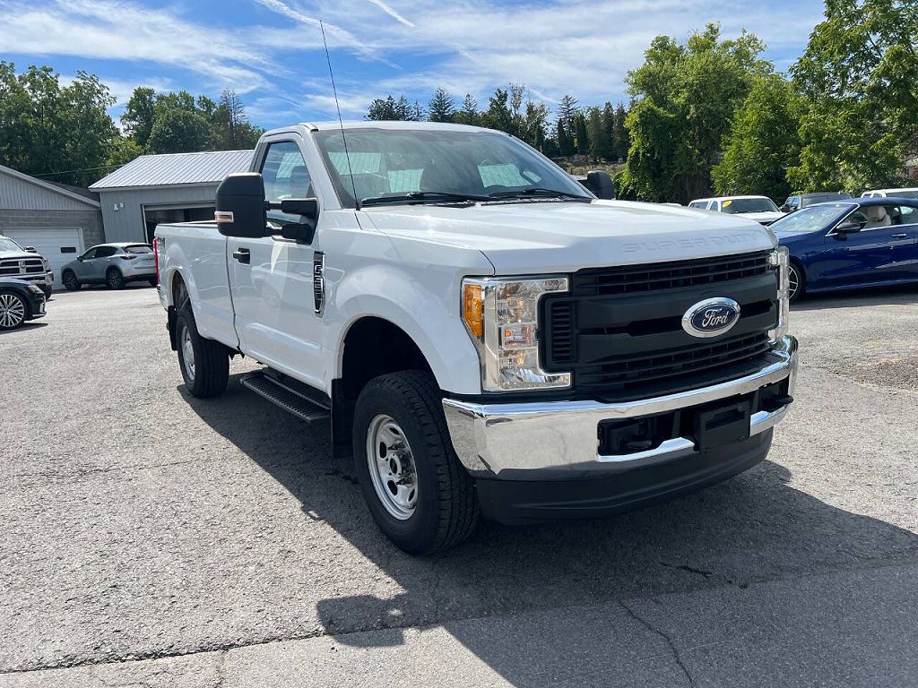 2017 Ford F-350 Super Duty XL