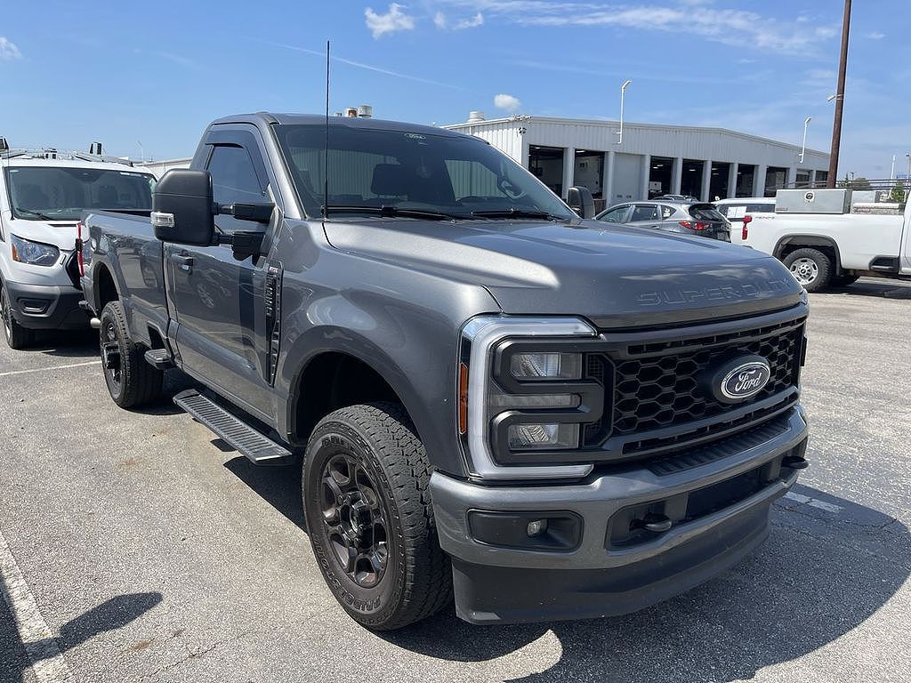 2025 Ford F-350 XLT