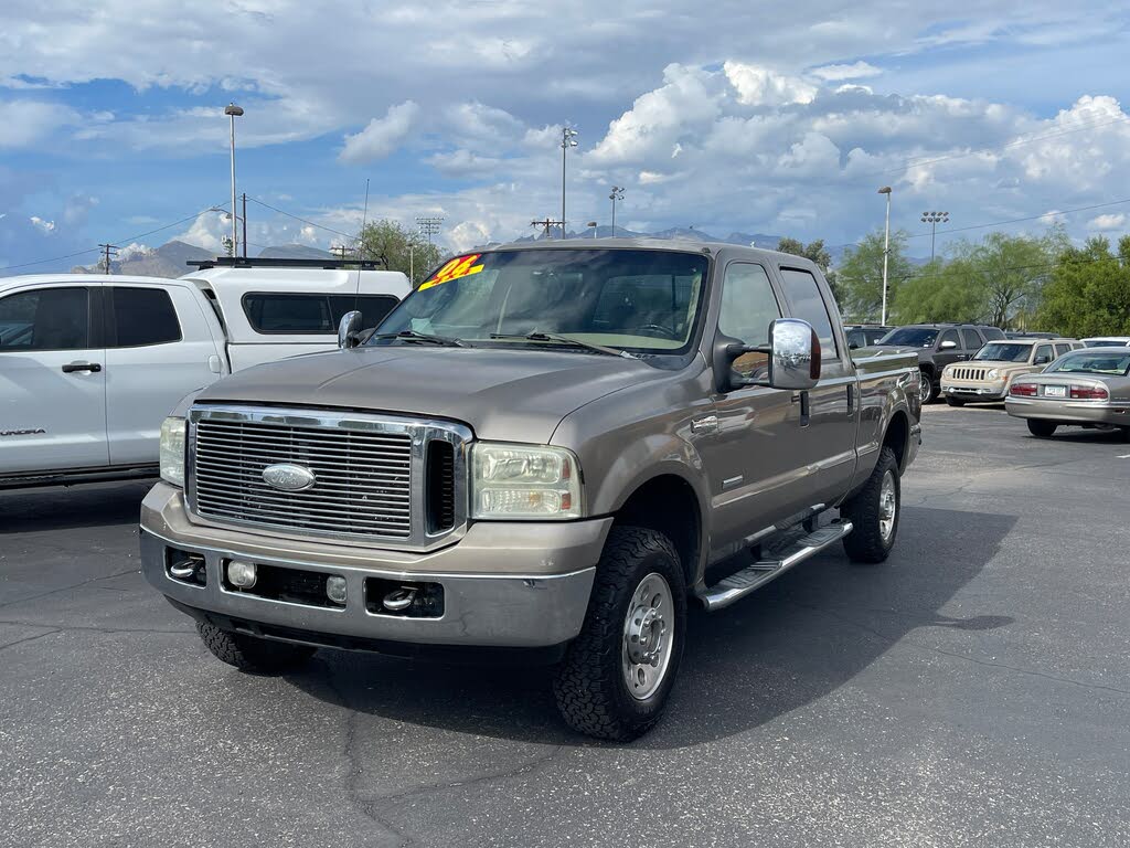 2006 Ford F-250 Super Duty  Super Duty XL Crew Cab 4WD