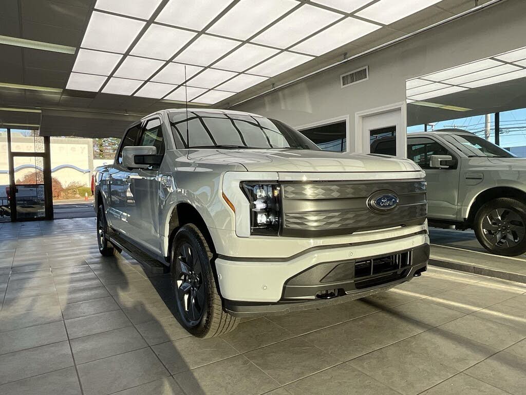 2023 Ford F-150 Lightning Pro