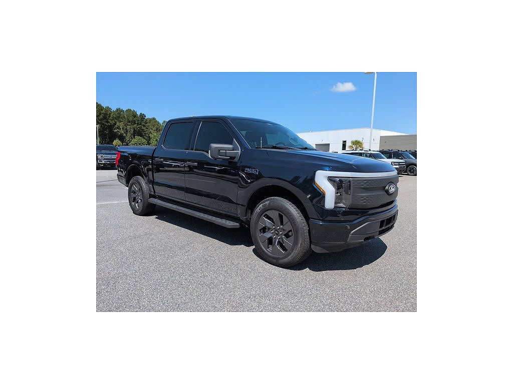 2024 Ford F-150 Lightning XLT