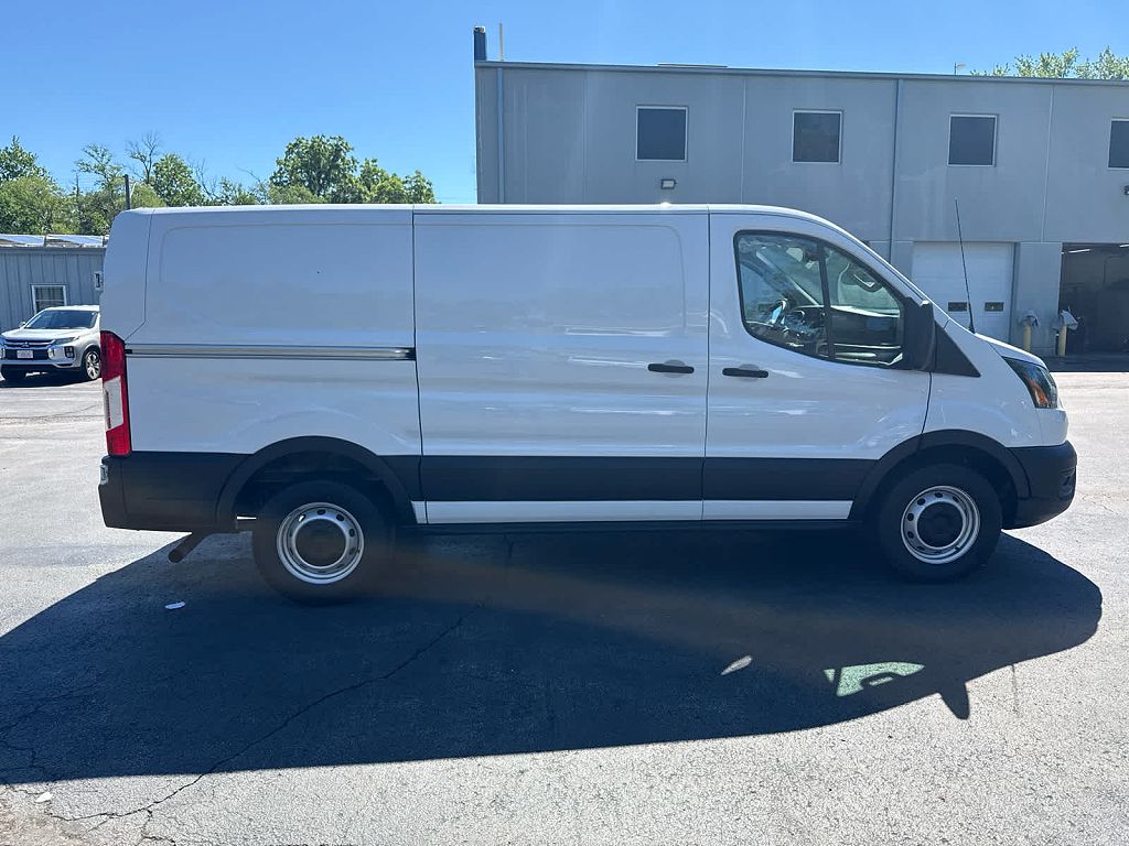 2023 Ford Transit 150 Low Roof