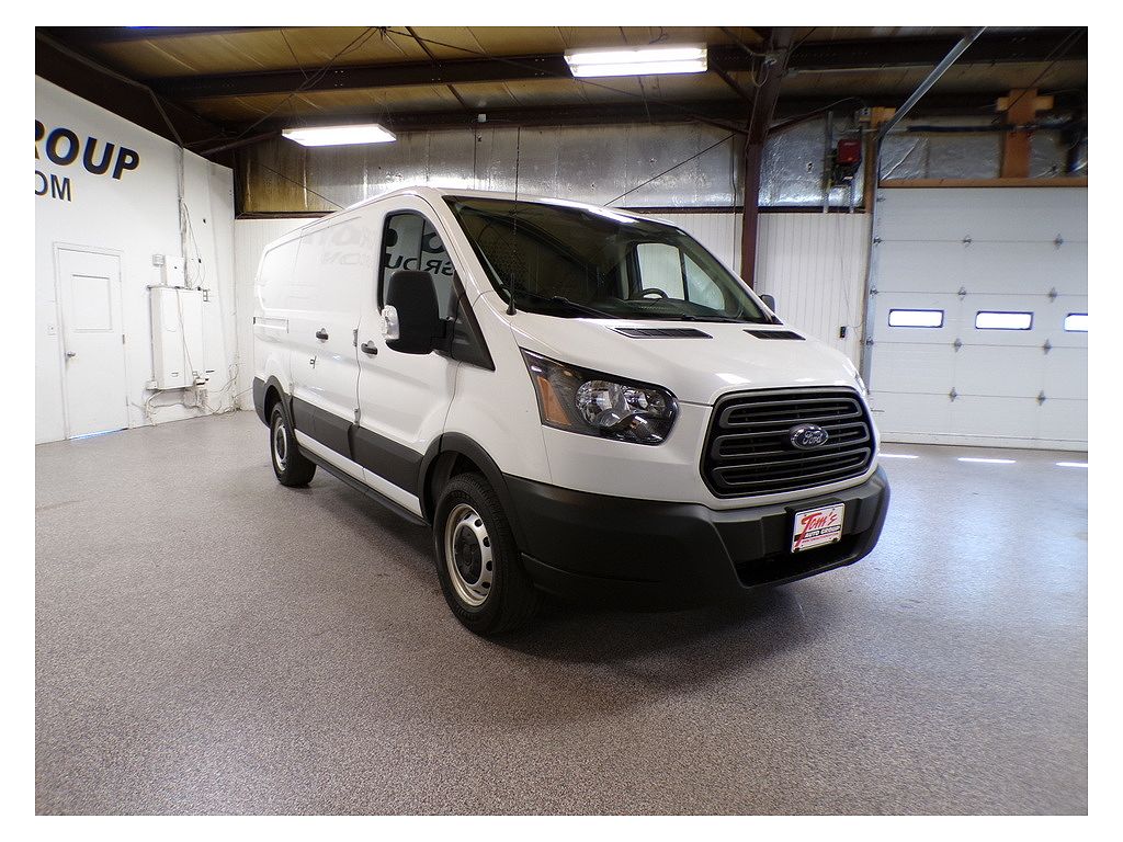 2019 Ford Transit 150 Low Roof