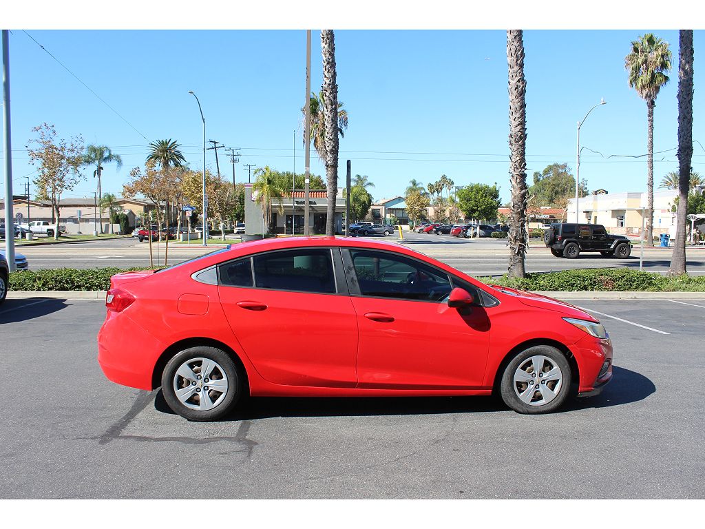 2018 Chevrolet Cruze LS