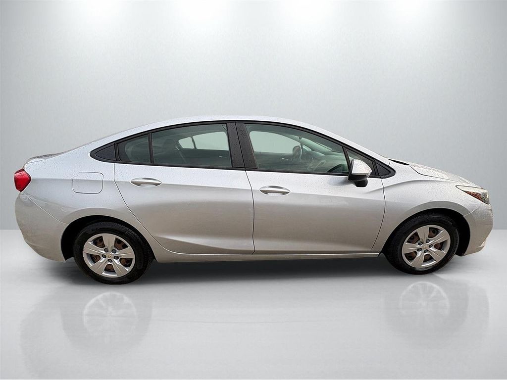 2018 Chevrolet Cruze LS