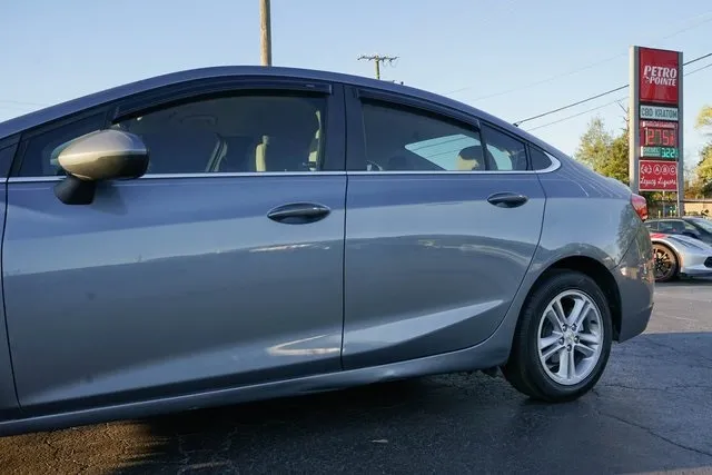 Vehicle Image 62 of 69 for 2018 Chevrolet Cruze