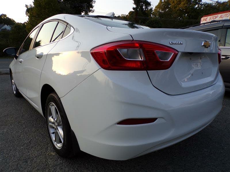 2017 Chevrolet Cruze - 6