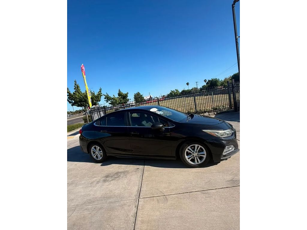 2017 Chevrolet Cruze LT
