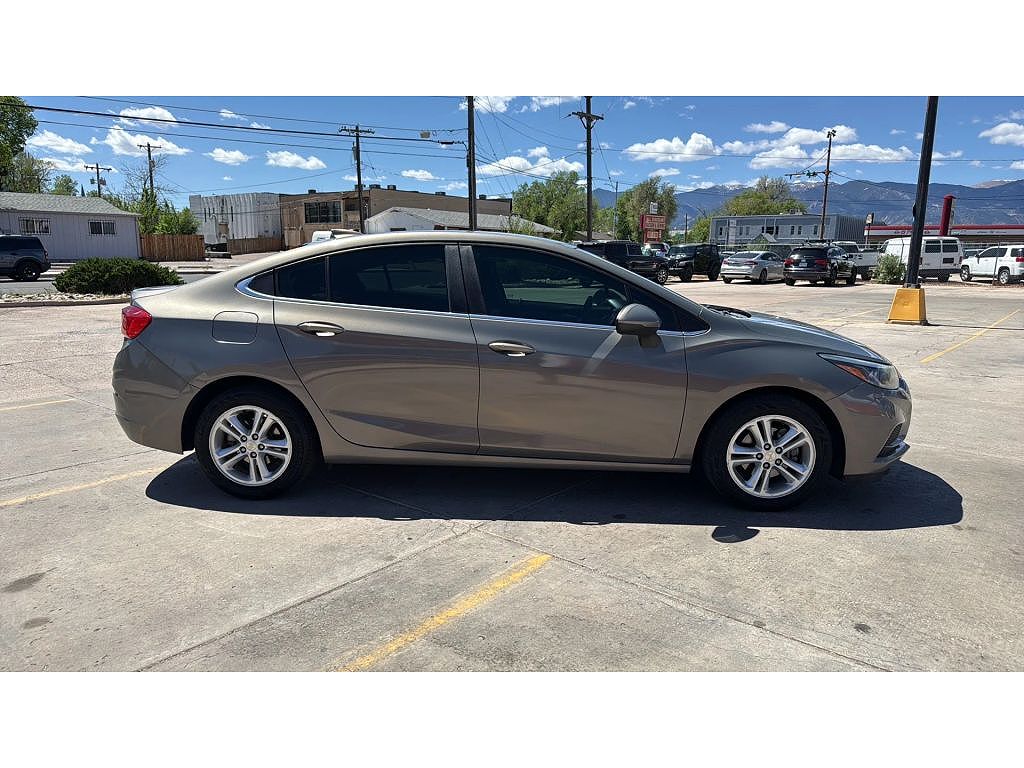 2018 Chevrolet Cruze LT