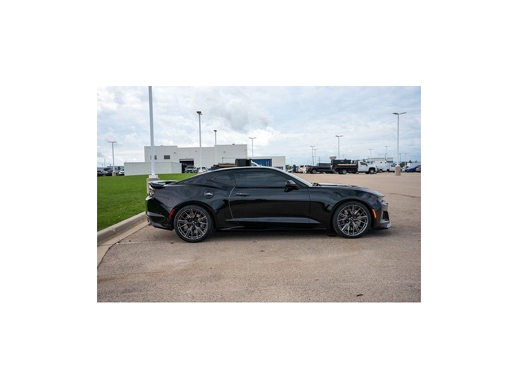 2022 Chevrolet Camaro ZL1