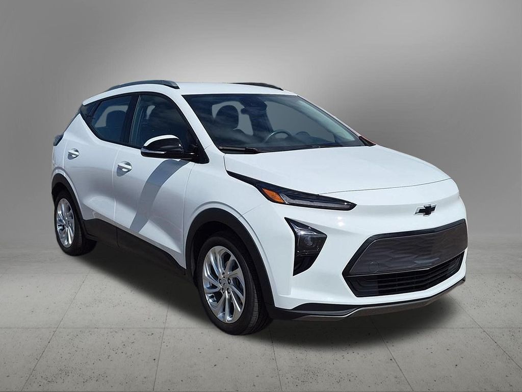 2023 Chevrolet Bolt EUV LT