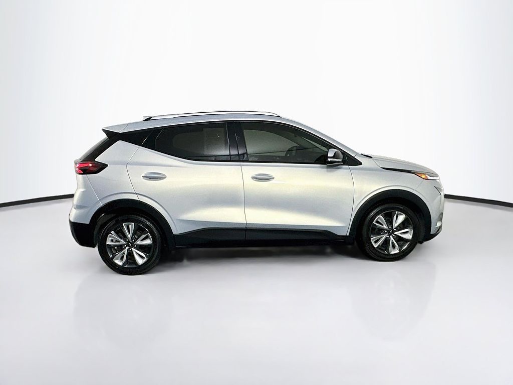 2022 Chevrolet Bolt EUV LT