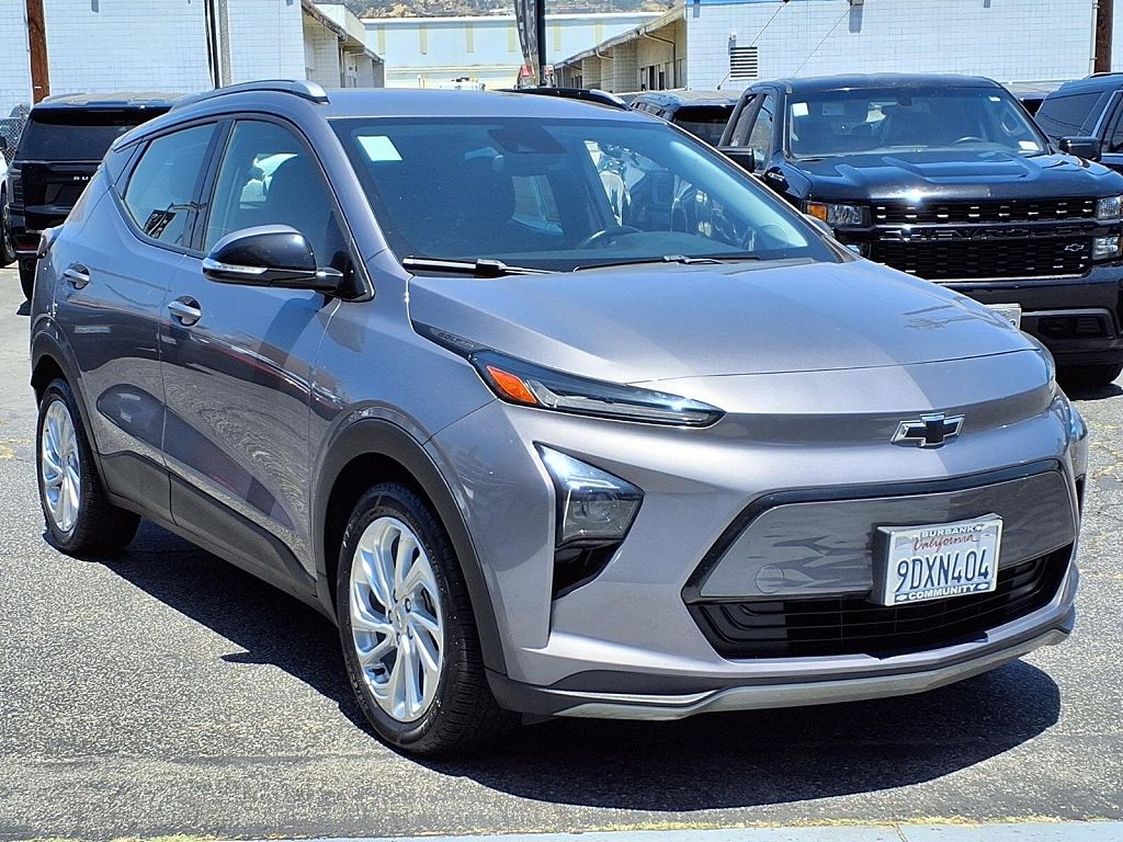 2023 Chevrolet Bolt EUV LT