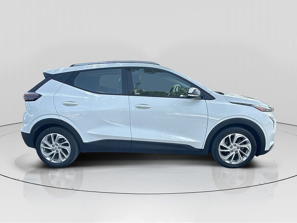 2022 Chevrolet Bolt EUV LT