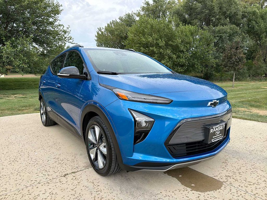 2023 Chevrolet Bolt EUV LT