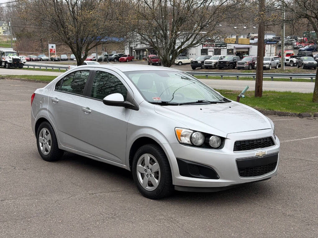 2013 Chevrolet Sonic LS