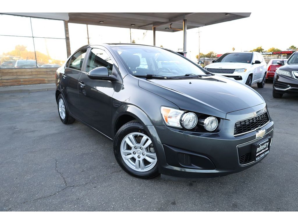 2016 Chevrolet Sonic LT