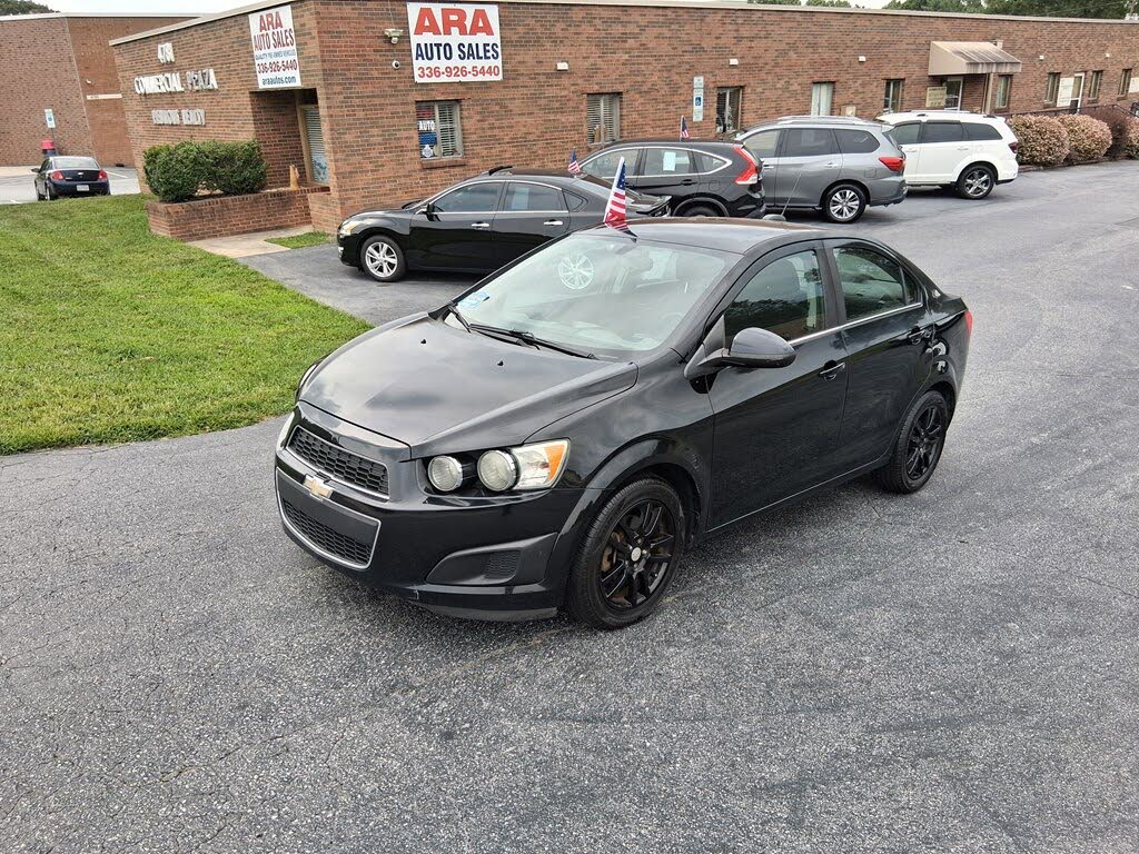 2016 Chevrolet Sonic LT