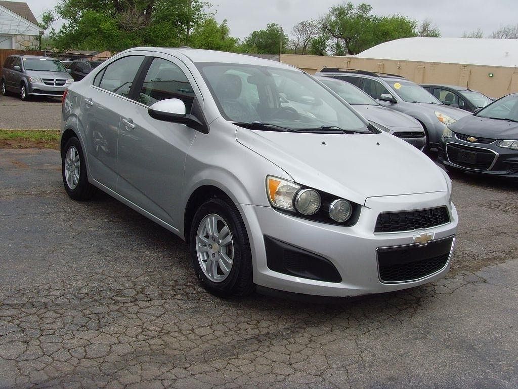 2016 Chevrolet Sonic LT